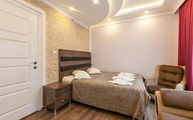 Lale Sultan Apart